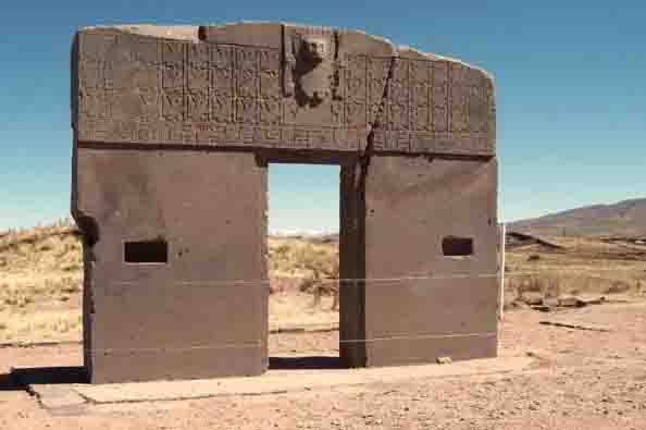Portal do Sol da civilização Tiwanaku na Bolívia