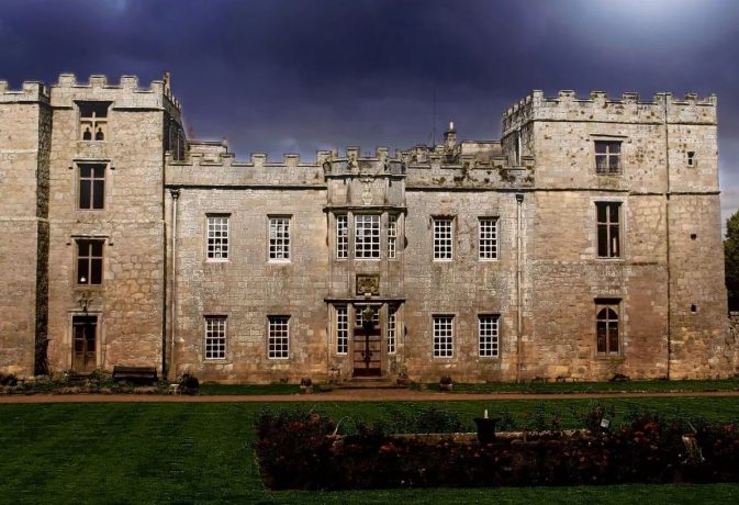 Os espíritos dos escoceses assassinados e seu carrasco vivem no castelo de Chillingham
