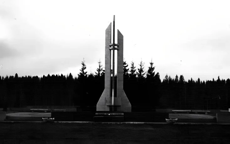 Memorial às vítimas do acidente no Cosmódromo de Plesetsk