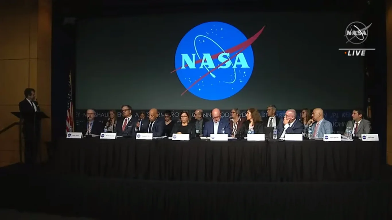 A NASA emite declaração histórica sobre OVNIs e UAPs