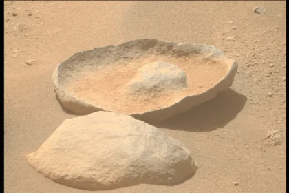 Estranha rocha capturada em marte pelo rover perseverance