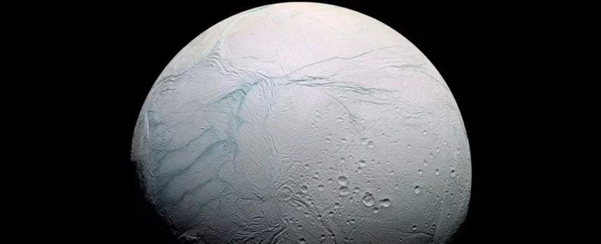 Enceladus tem todos os elementos necessários para a vida