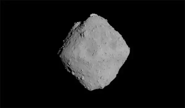 Origem das moléculas orgânicas presentes no asteroide Ryugu