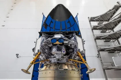 Peregrine lunar lander pronto para lançamento em janeiro