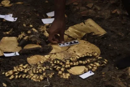 Uma grande tumba repleta de ouro foi descoberta no Panamá