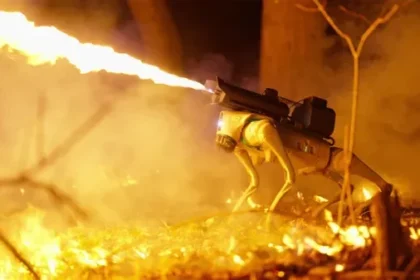 Cão-robô lança-chamas disponível para compra